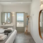 Lolantonis - 3br Sea View & Infinity Pool - Thymari