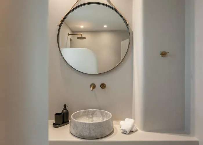 Villa Lolantonis - 3br Sea View & Infinity Pool - Thymari *