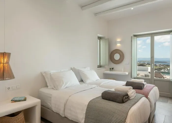 Lolantonis - 3br Sea View & Infinity Pool - Thymari *