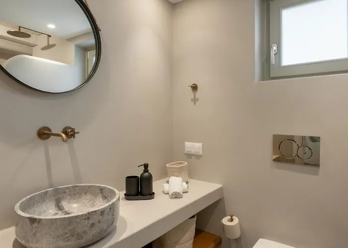 Villa Lolantonis - 3br Sea View & Infinity Pool - Thymari *