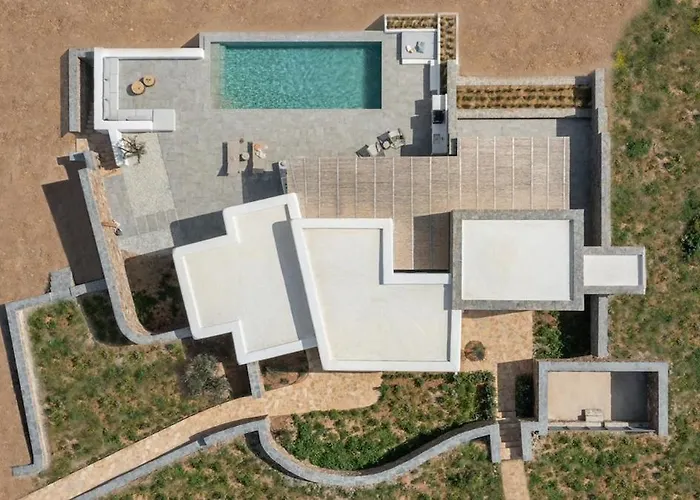 Lolantonis - 3br Sea View & Infinity Pool - Thymari Villa *